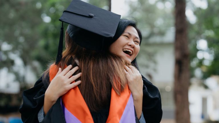 Beasiswa Internasional Bahasa Inggris: Peluang dan Manfaat bagi Mahasiswa