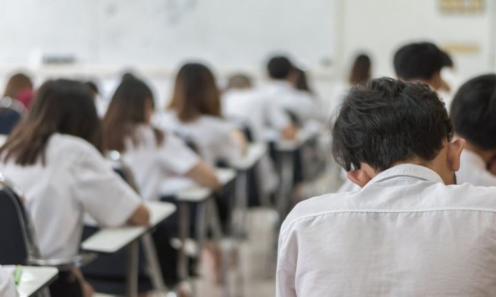 Sekolah Tanpa Papan Tulis: Mengapa Beberapa Negara Mulai Meninggalkan Konsep Kelas Tradisional